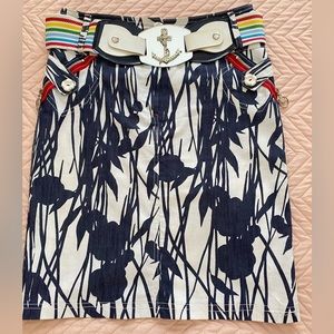 Women skirt